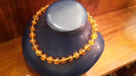 Wunderschöne Bernsteinkette im Verlauf , Art Deco 